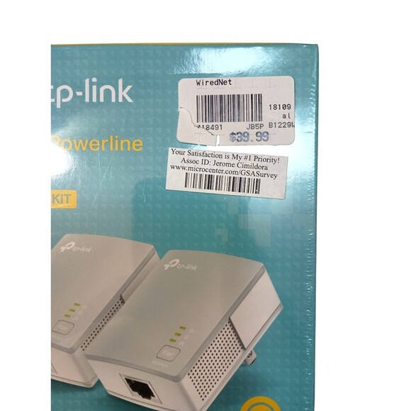 TP-Link TL-PA4010 KIT AV600 600Mbps Powerline Ethernet Adapter Starter Kit - Picture 2 of 6